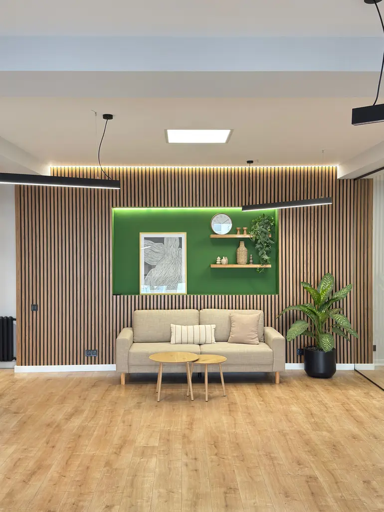 statment-img-0.8833989425221147