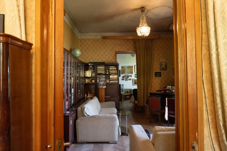 statment-img-0.33609884959533876