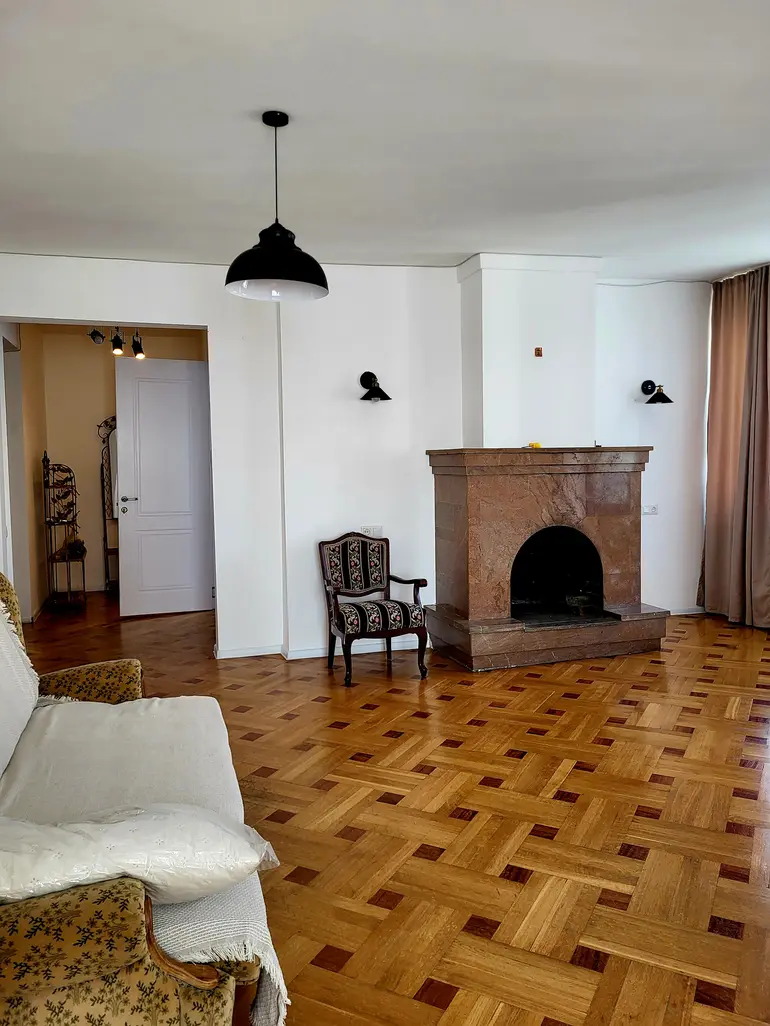 statment-img-0.6444492567459648